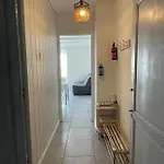 Apartment Meuble 40m2 Classe 2 Etoiles. Lumineux 04190 Les Mées