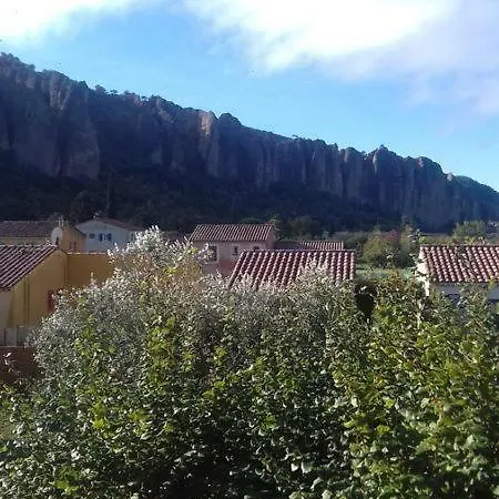 Meuble 40m2 Classe 2 Etoiles. Lumineux 04190 Les Mées